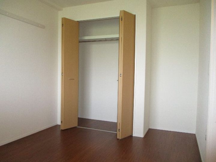 和歌山県岩出市高塚(マンション)の賃貸物件の内装