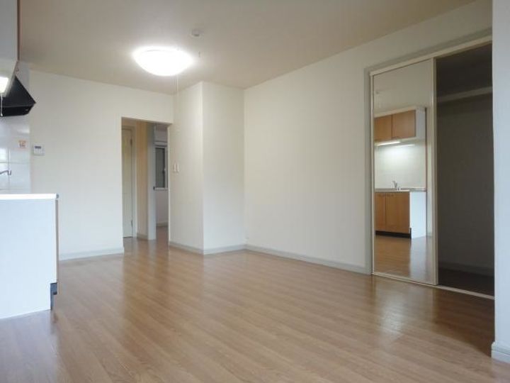 和歌山県紀の川市貴志川町丸栖(アパート)の賃貸物件の居間