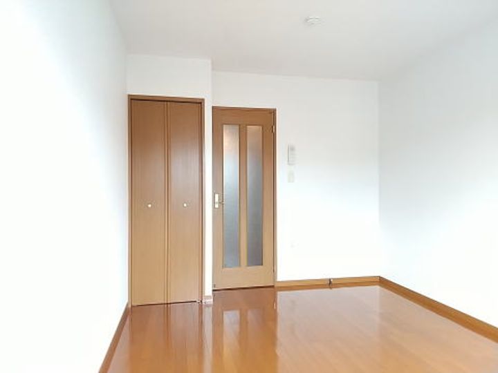 和歌山県和歌山市東長町5丁目(アパート)の賃貸物件の居間