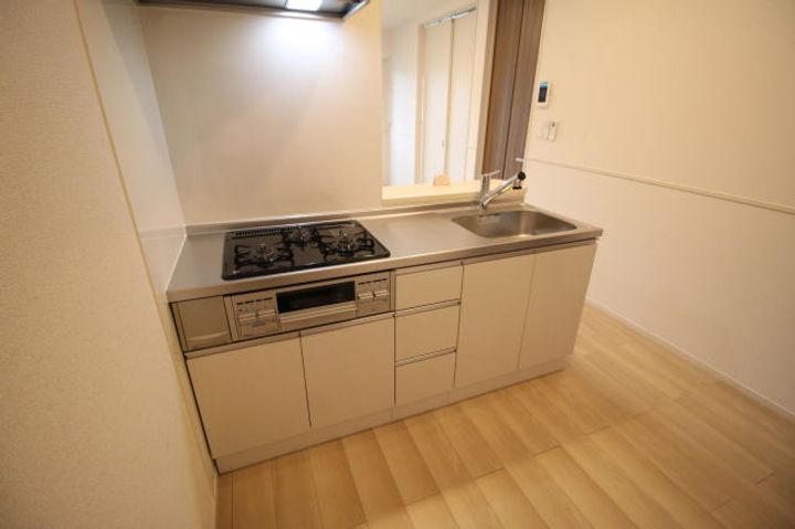 和歌山県岩出市中迫(アパート)の賃貸物件のキッチン