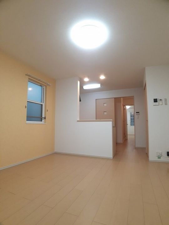 和歌山県和歌山市岩橋(アパート)の賃貸物件の居間