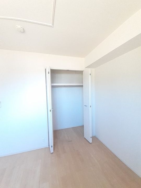 和歌山県海南市重根(アパート)の賃貸物件の子供部屋