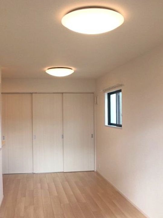 レッド スイートピーⅡの居間