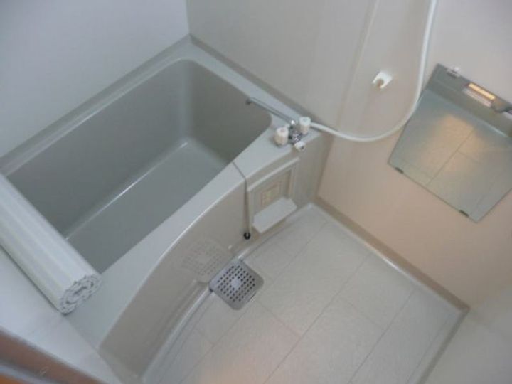 和歌山県和歌山市布引(アパート)の賃貸物件の風呂