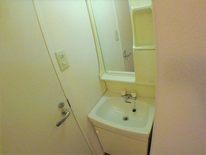 レオパレス新名0104の風呂