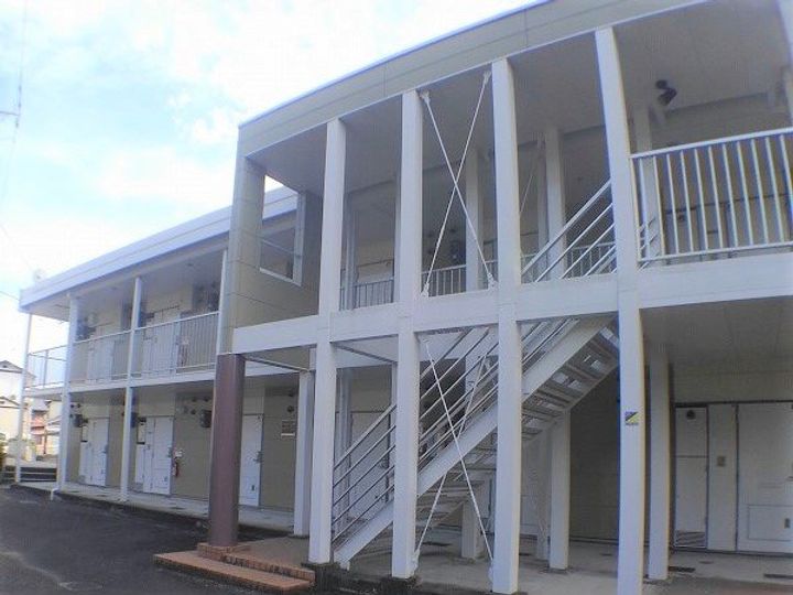 レオパレスメゾン・ド・ボヌール0101の外観