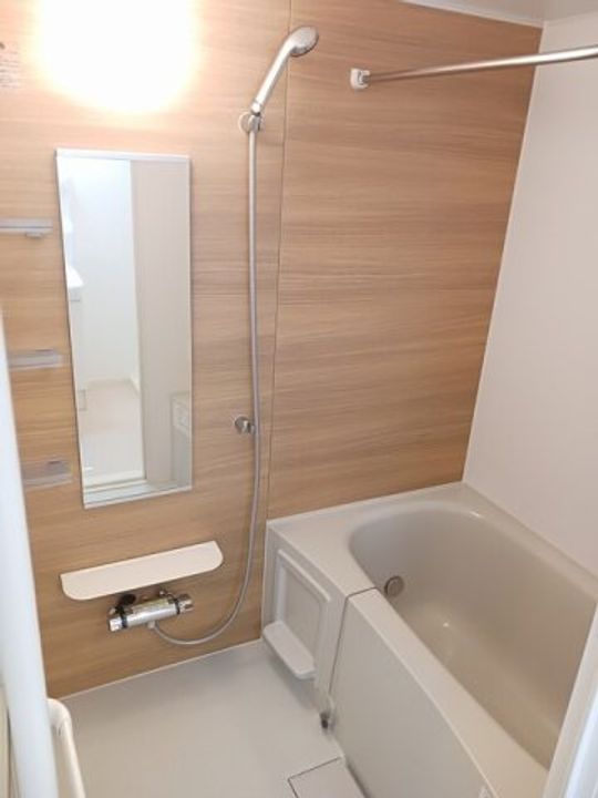 サン・ルミエールC0302の風呂