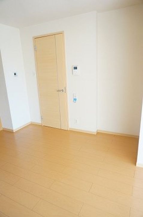 エルディム トミダ0103の居間