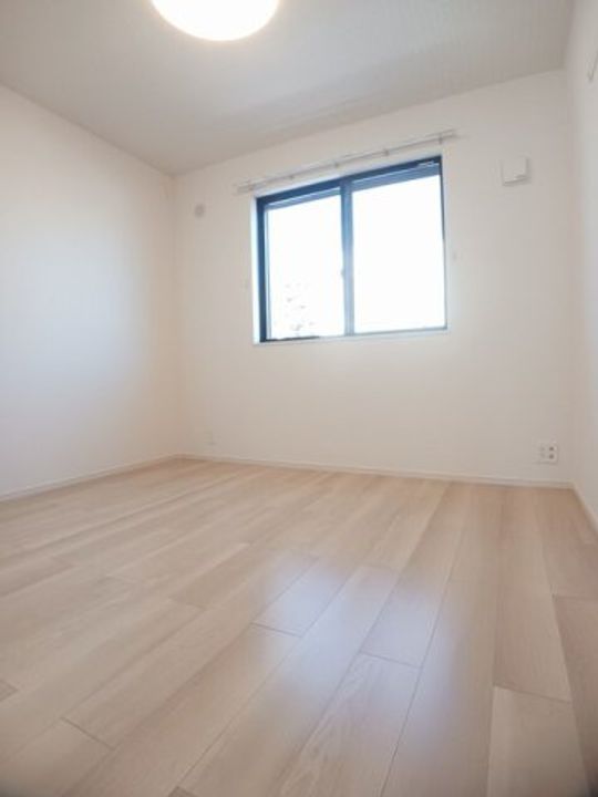 ラ・レコルト宇多津Ⅱ0104の居間