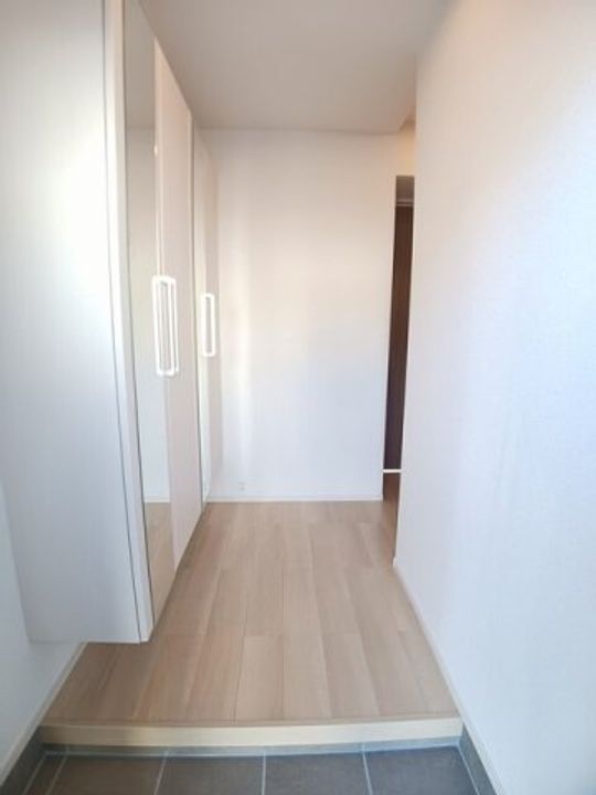 ラ・レコルト宇多津Ⅱ0104の玄関