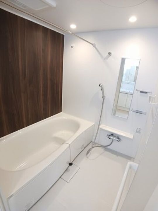 ラ・レコルト宇多津Ⅱ0102の風呂