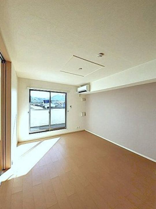 アンソレイユ0204の居間