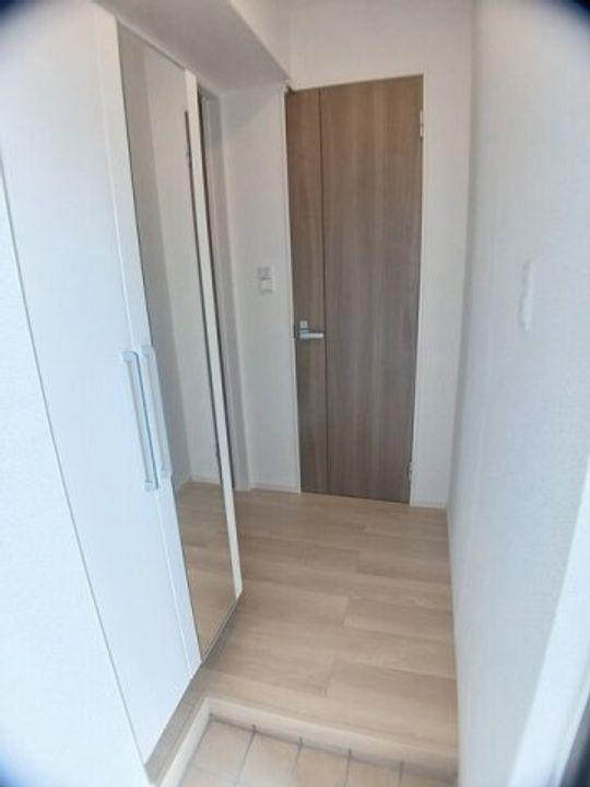 トイロ真時の玄関