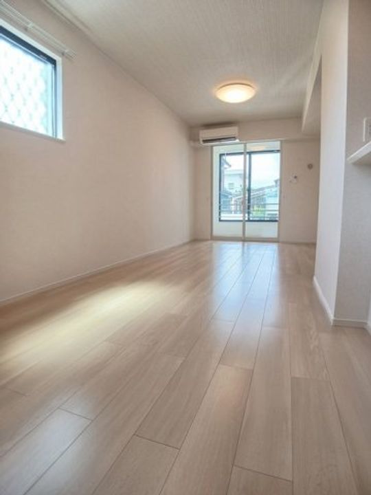 カーサ・グレイス Bの居間