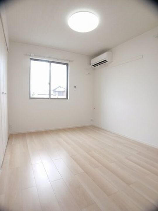 メゾン サンフラワー Aの居間