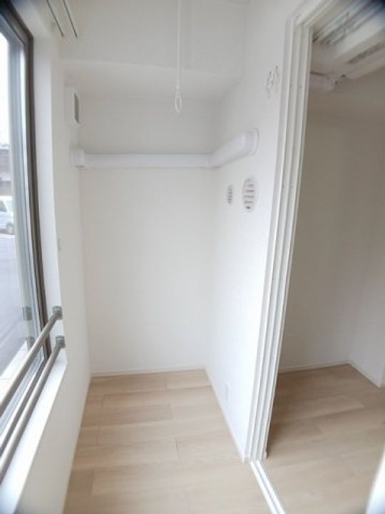 メゾン サンフラワー Aの居間