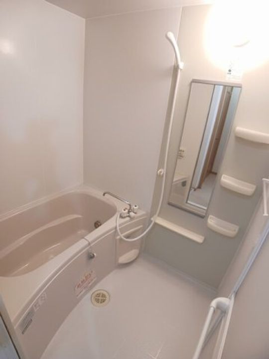 サン・フィールドA0103の風呂