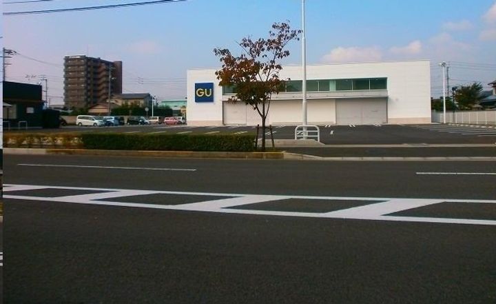 プリートアルバⅡ0203の周辺