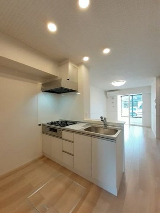 クラール綾川A0102のキッチン