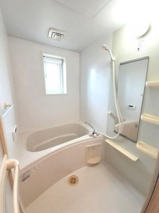 ヴィラージュⅣ0101の風呂