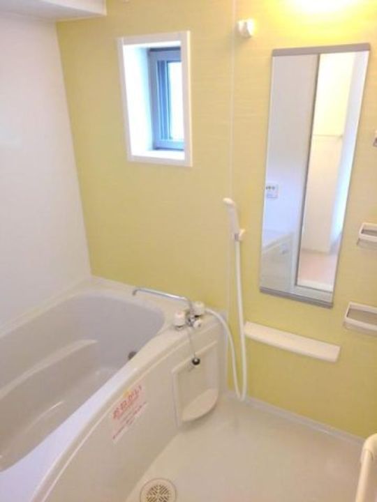 メゾン・パティオス A0202の風呂