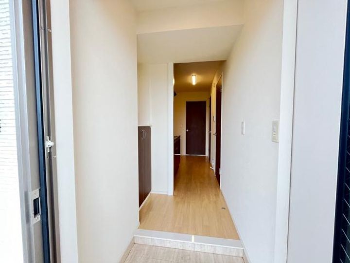 クレア・ド・ルーンの玄関