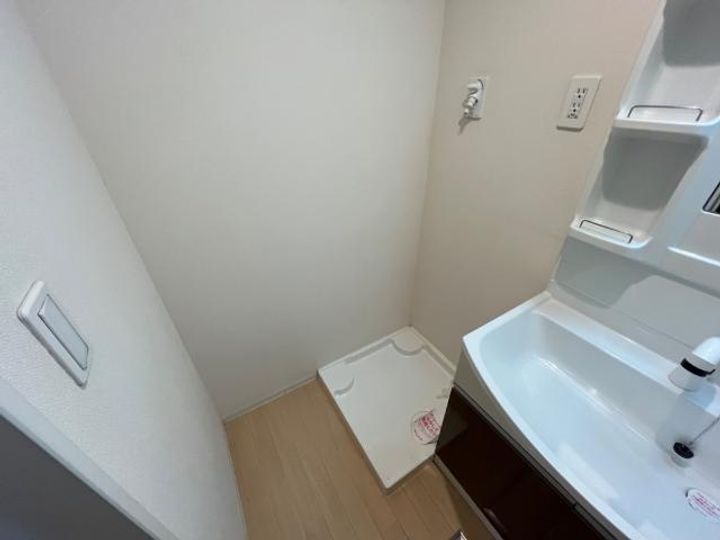 クレア・ド・ルーンのその他画像