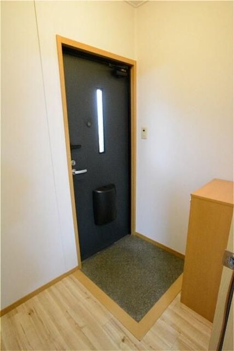 アミスター本山17号地の玄関