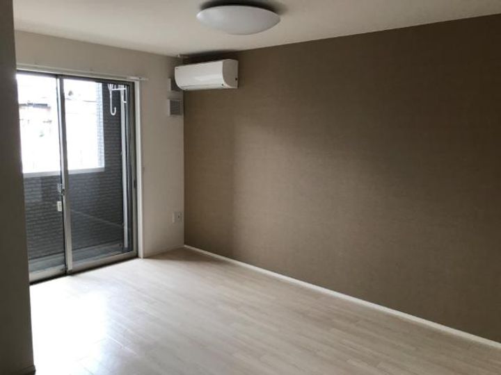 コントレール101の居間