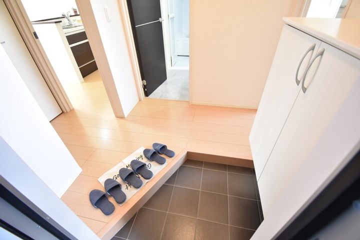 ウィステリア太田の玄関