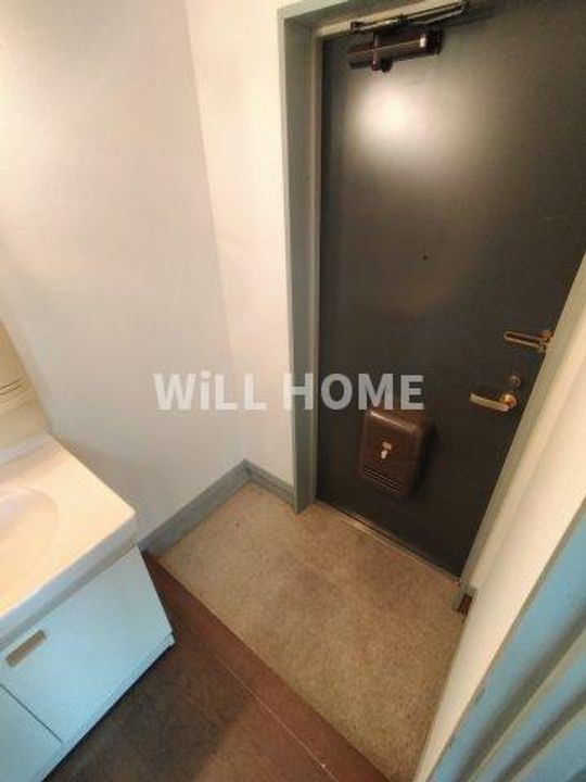 和歌山県和歌山市万町(マンション)の賃貸物件の玄関