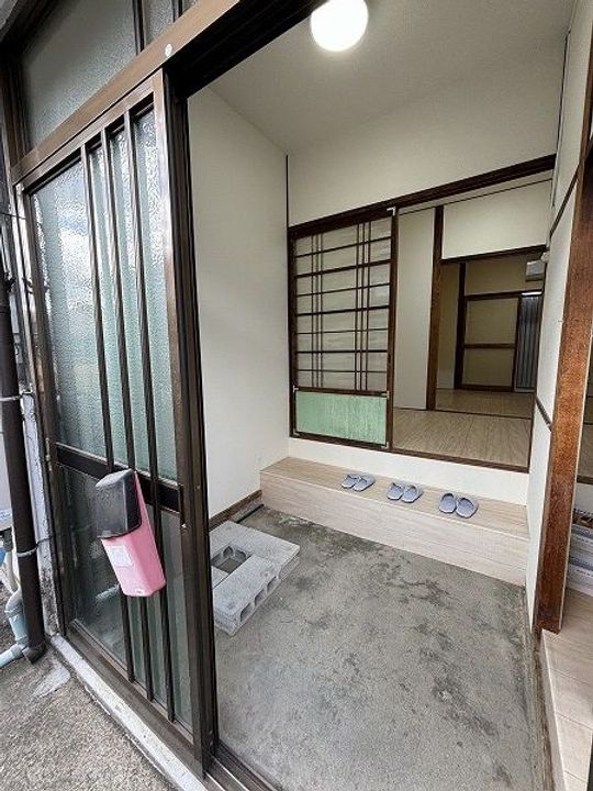 和歌山県和歌山市有本(アパート)の賃貸物件7の玄関