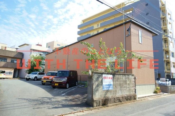 シャーメゾン花畑103号の周辺