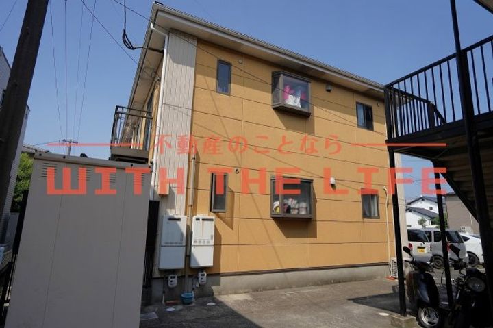 ハミングハイツ202号の外観