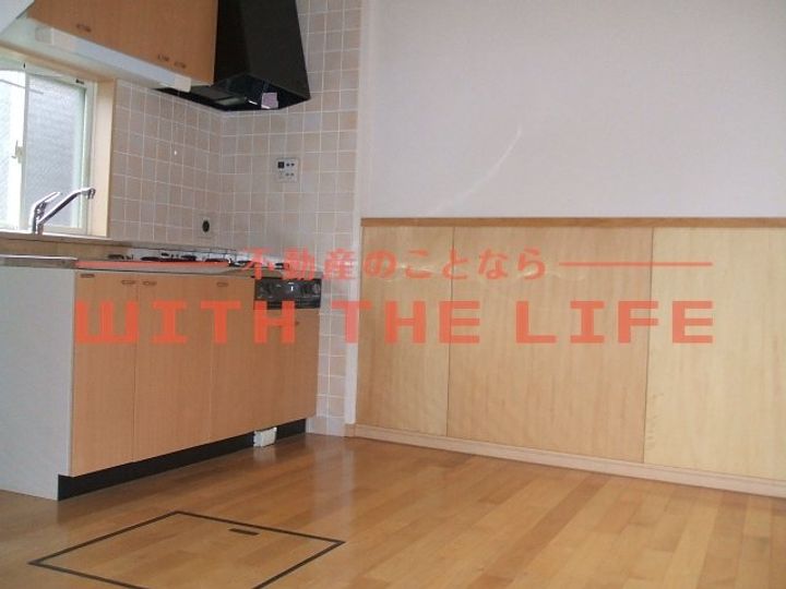 ラ・パルコ錦B102号の居間