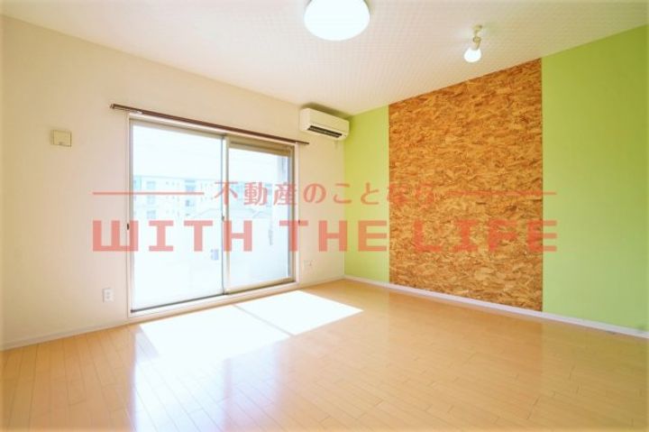 SALA13105号の居間