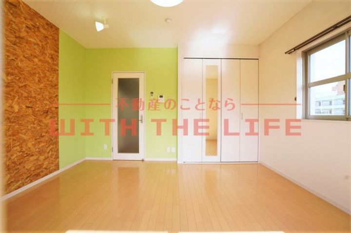 SALA13105号の内装