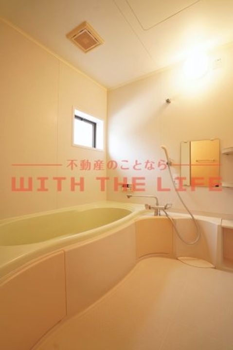 リビングタウン小森野参番館C108号の風呂