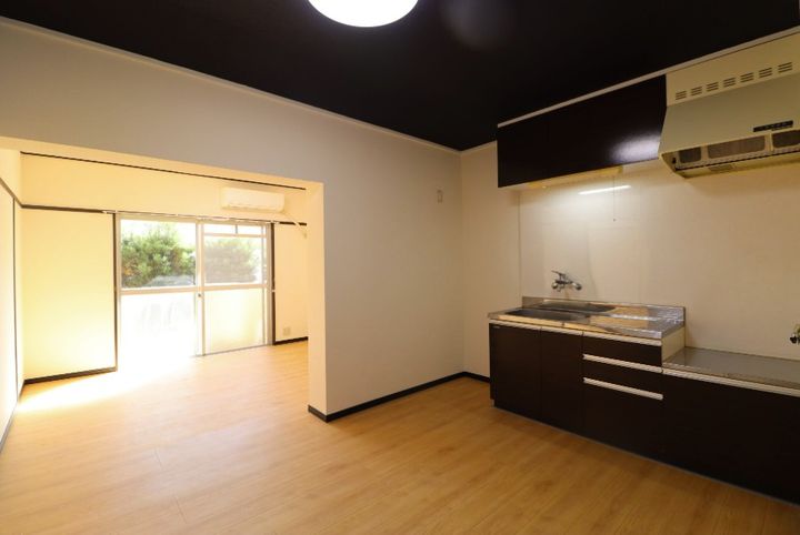 グリーンコーポ近藤102の居間