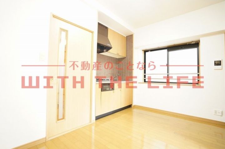 日吉壱番館301号室の居間