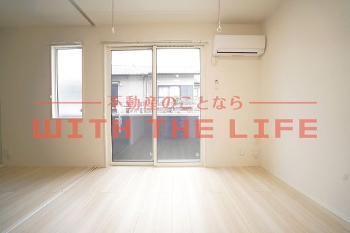 アコーデラ201号の居間