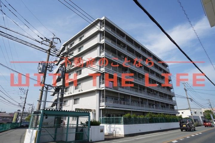 ソリーナマンション久留米東101号の外観