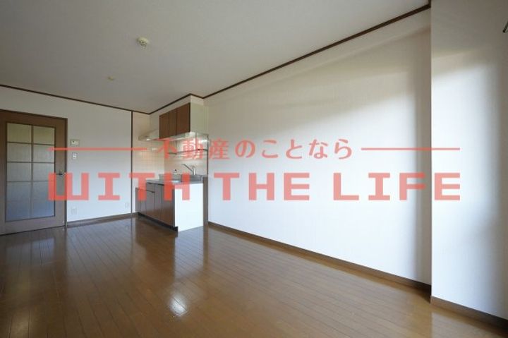 ハイネスコーポ302号の居間