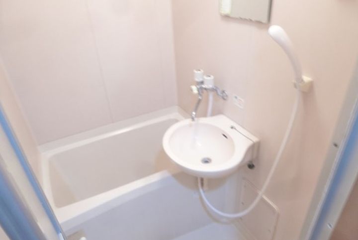 パールマンション上津203号の風呂