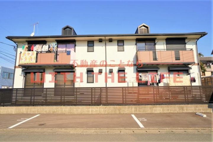 セジュールクレストB103号の外観