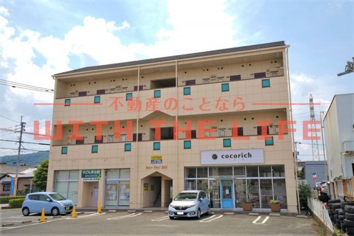 インターファーストビル302号の外観