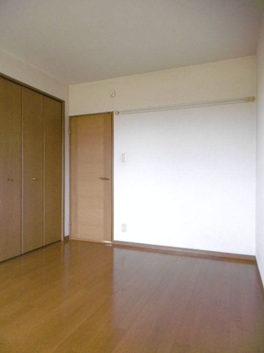 エクセル東櫛原301号の寝室