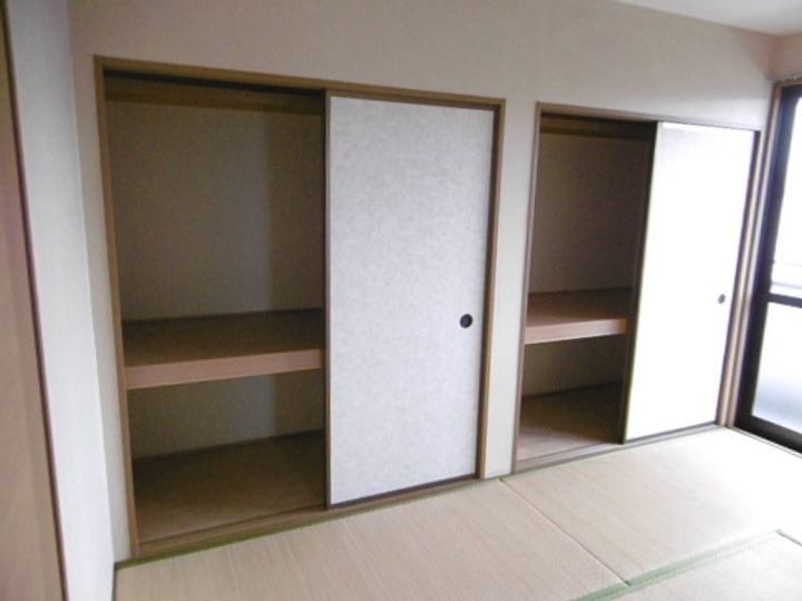 エクセル東櫛原301号の内装