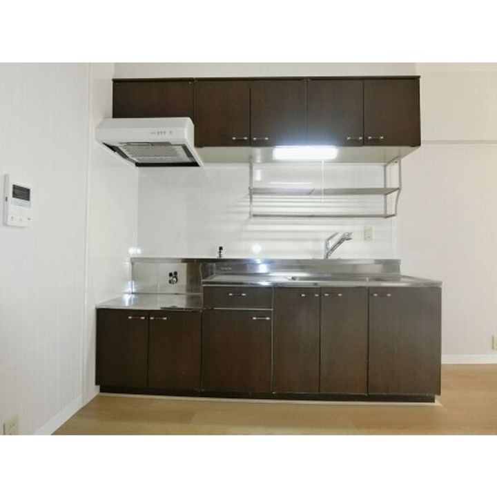 センチュリー中央102号のキッチン