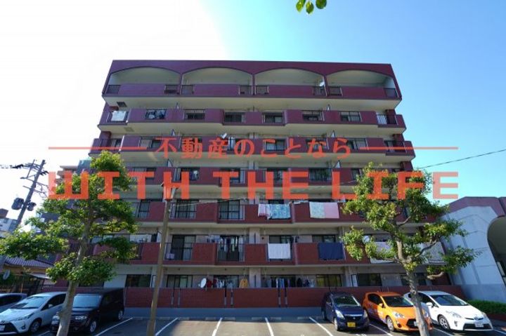 センチュリー中央102号の外観